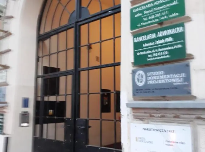 W Centrum Lublina Przy Ulicy Narutowicza 14 Apartment